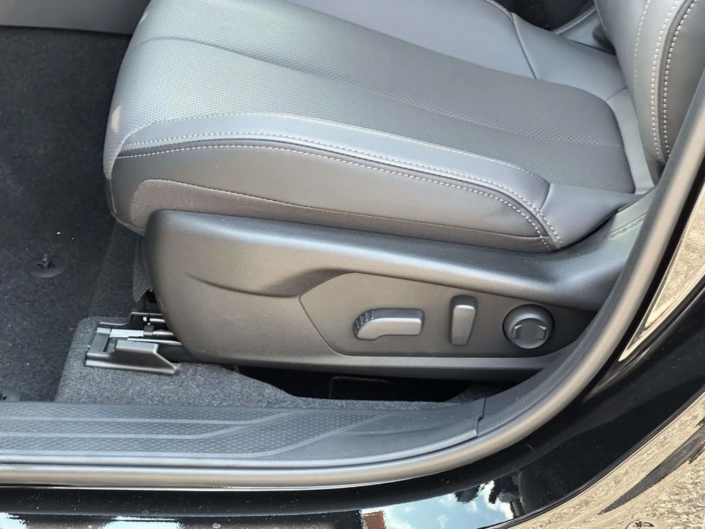 2026 Subaru Outback Limited - Photo 15