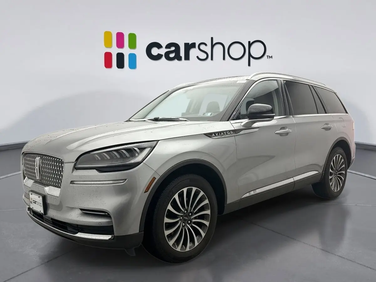 2023 Lincoln Aviator Base's photo
