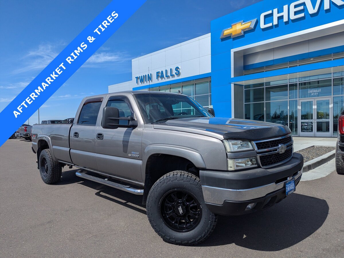 2007 Chevrolet Silverado 3500 Classic 4WD Crew Cab 167 SRW LT3