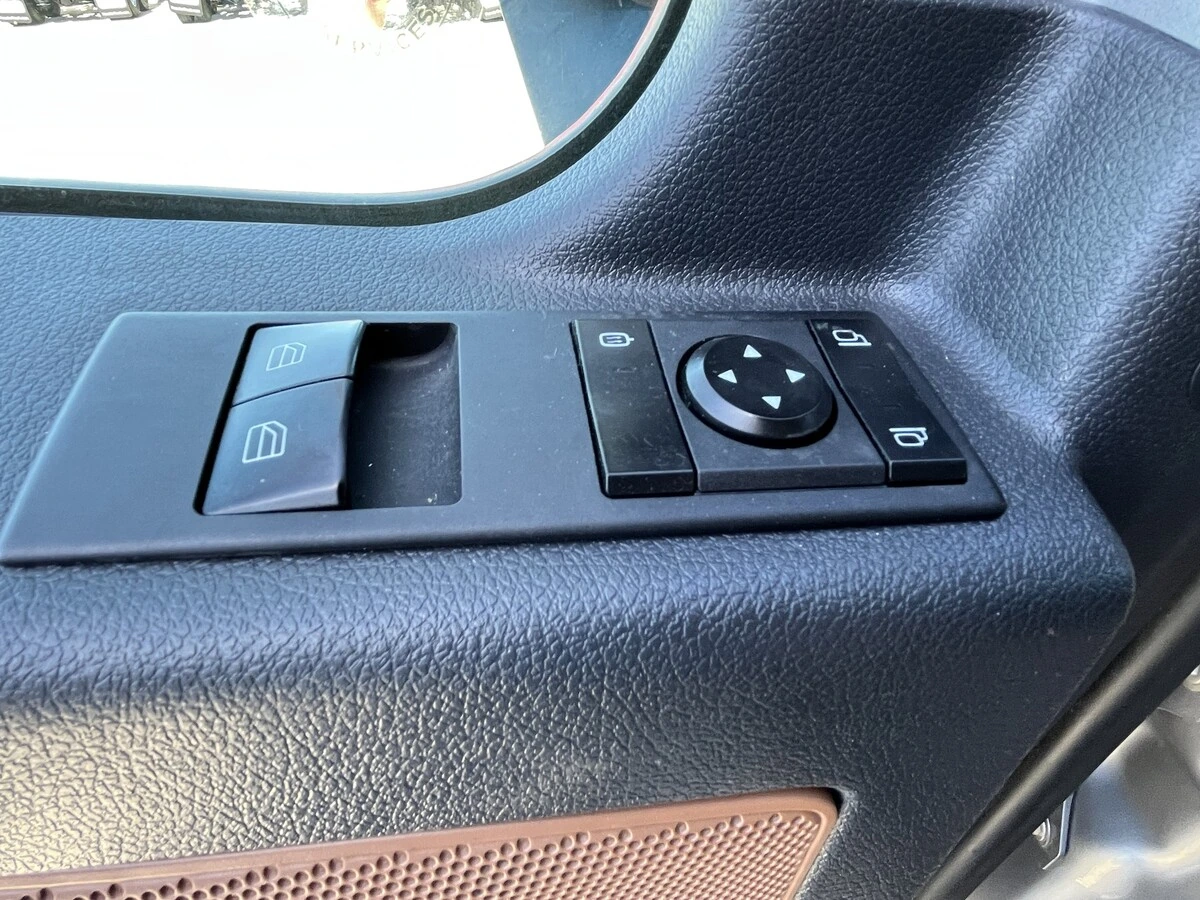 2022 Freightliner Cascadia - image 20