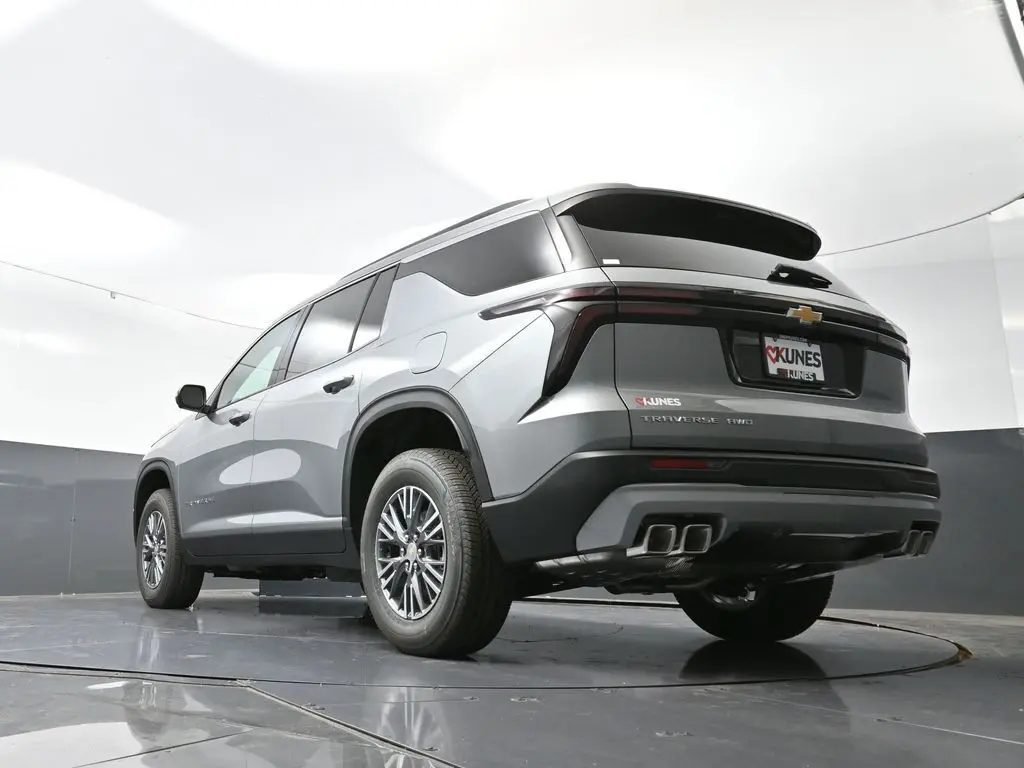 2026 Chevrolet Traverse 2LT photo 42