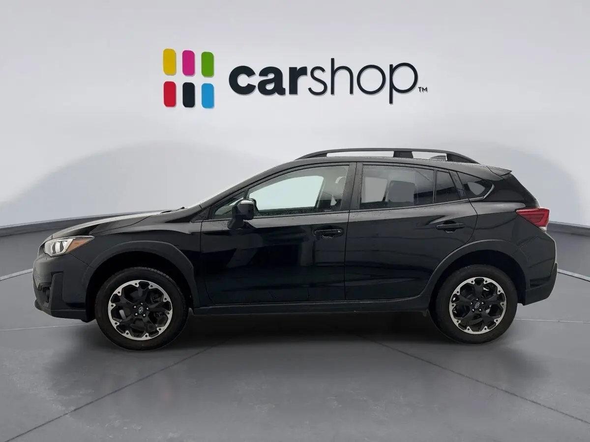 2023 Subaru Crosstrek Premium photo 2
