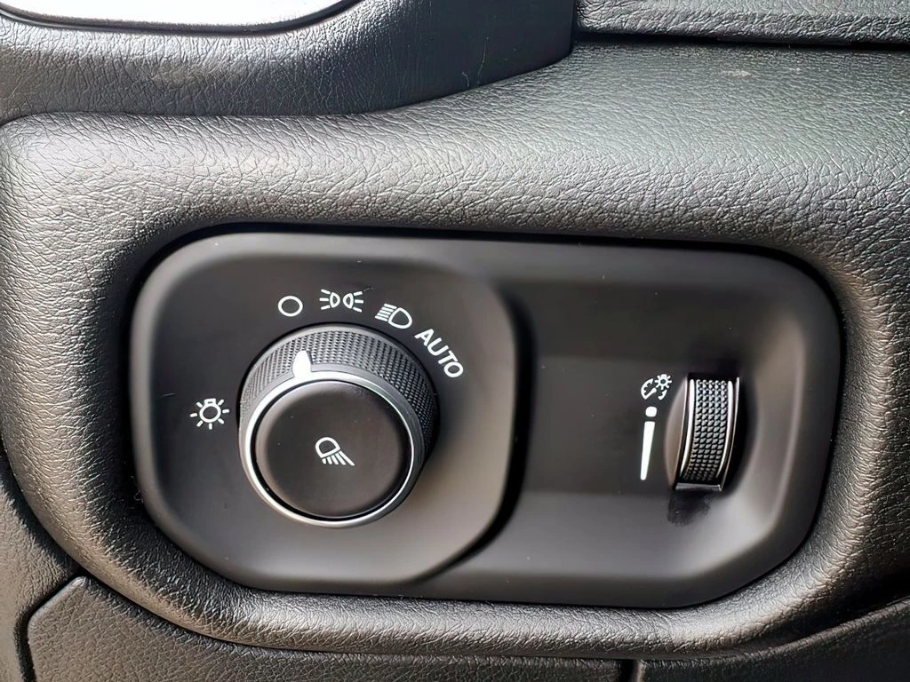 2026 RAM 1500 Tradesman - Photo 14