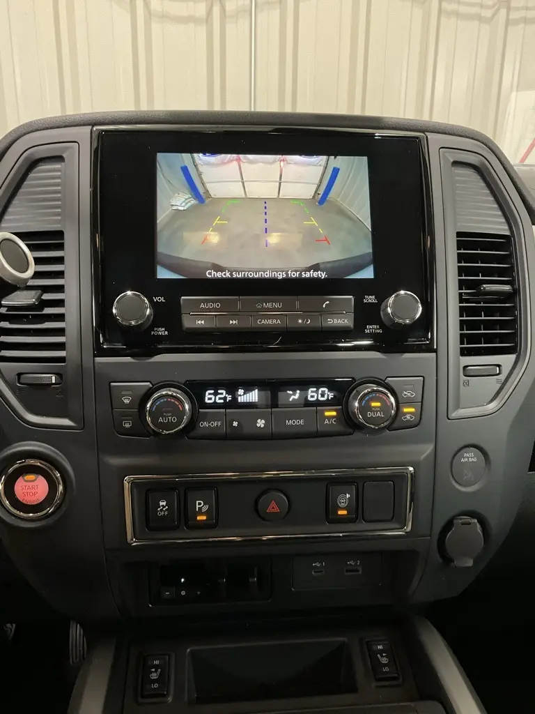 2024 Nissan Titan SV photo 15