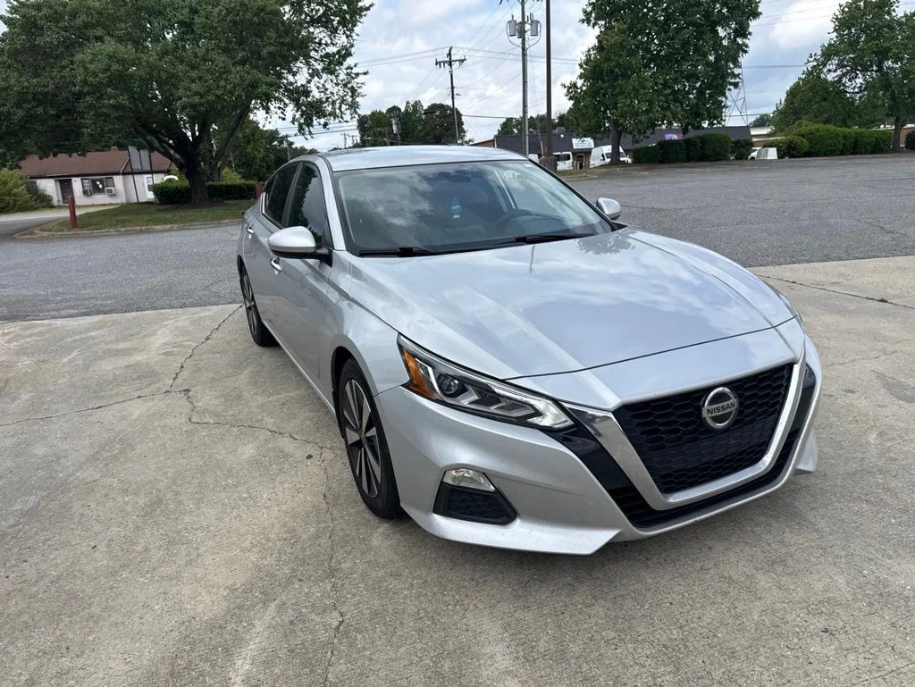 2022 Nissan Altima 2.5 SV's photo