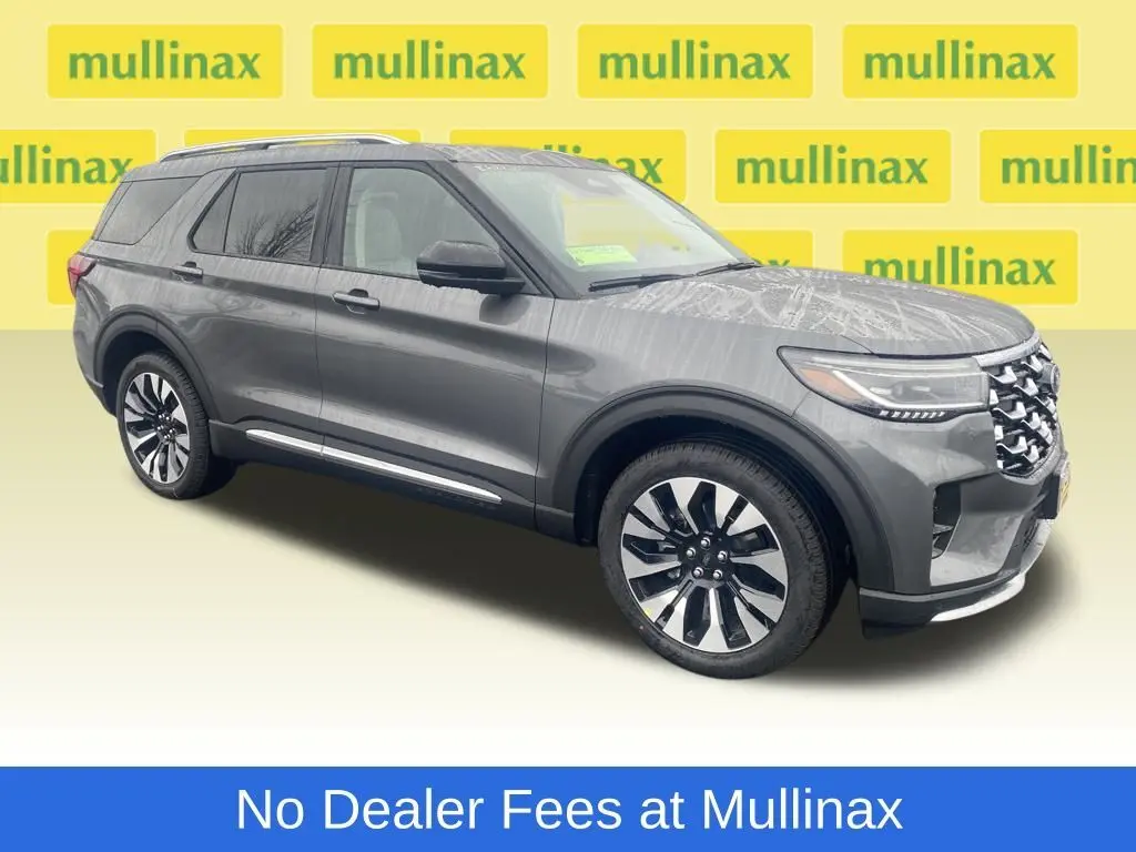 2026 Ford Explorer Platinum's photo