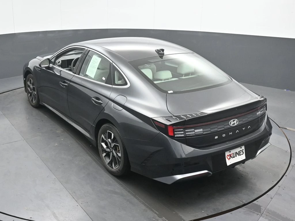 2025 Hyundai Sonata SEL - Photo 36