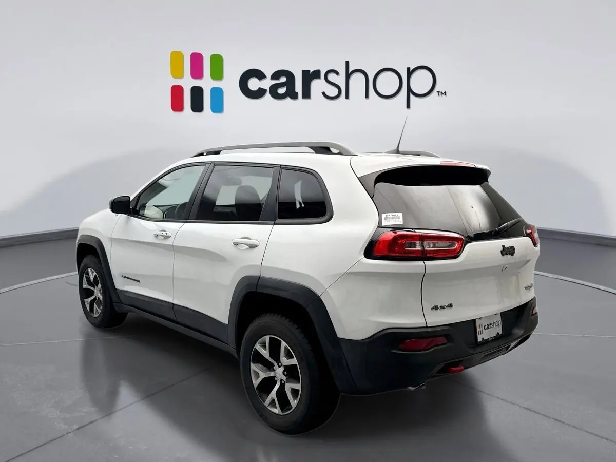 2017 Jeep Cherokee Trailhawk photo 3