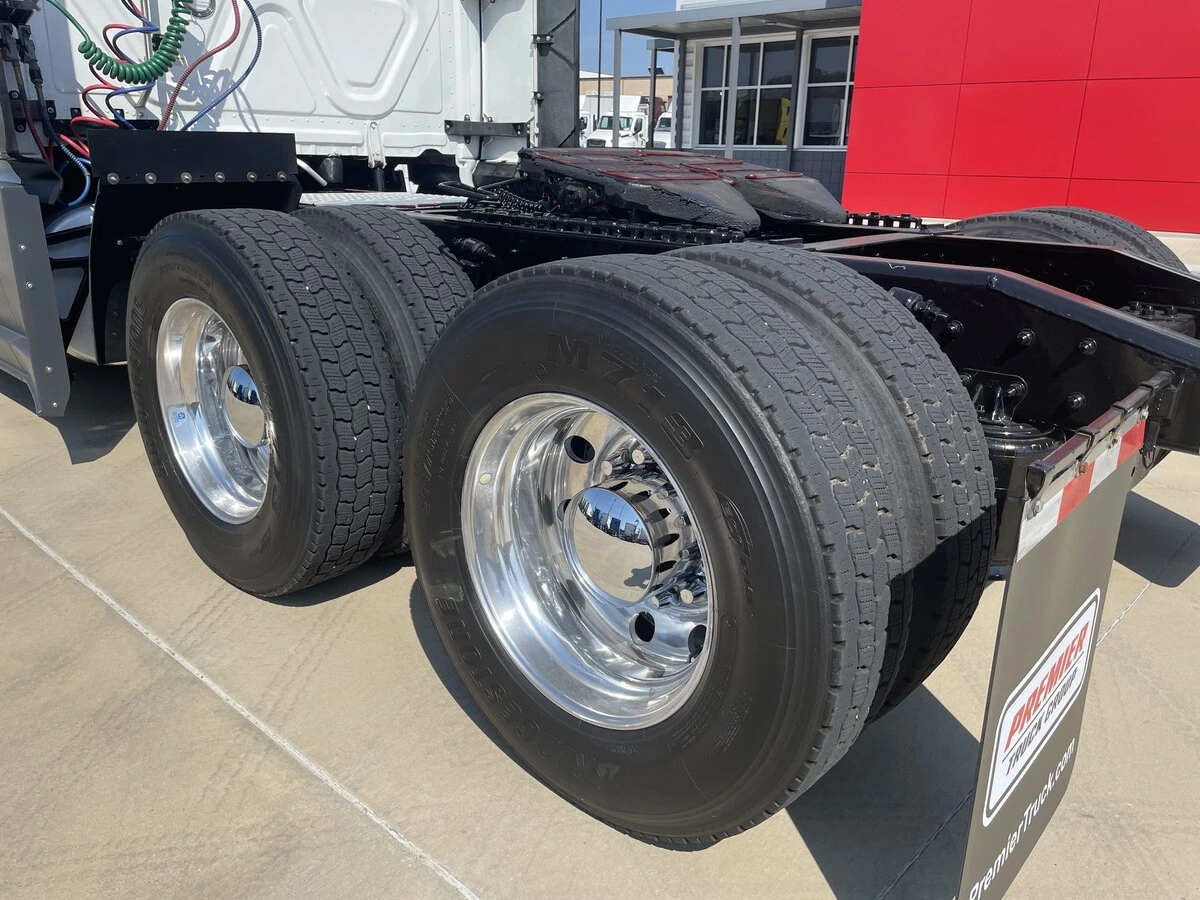 2026 Freightliner Cascadia - image 33