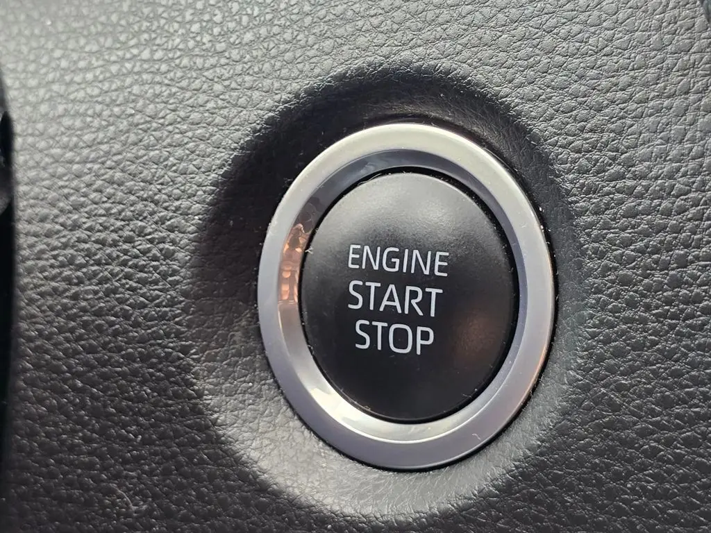 2024 Toyota Corolla SE photo 20