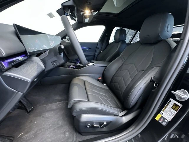 2026 BMW i5 40 - Photo 13