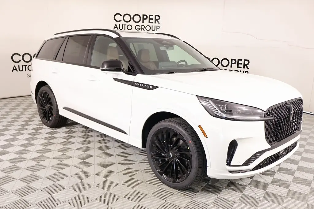 2026 Lincoln Aviator Reserve's photo