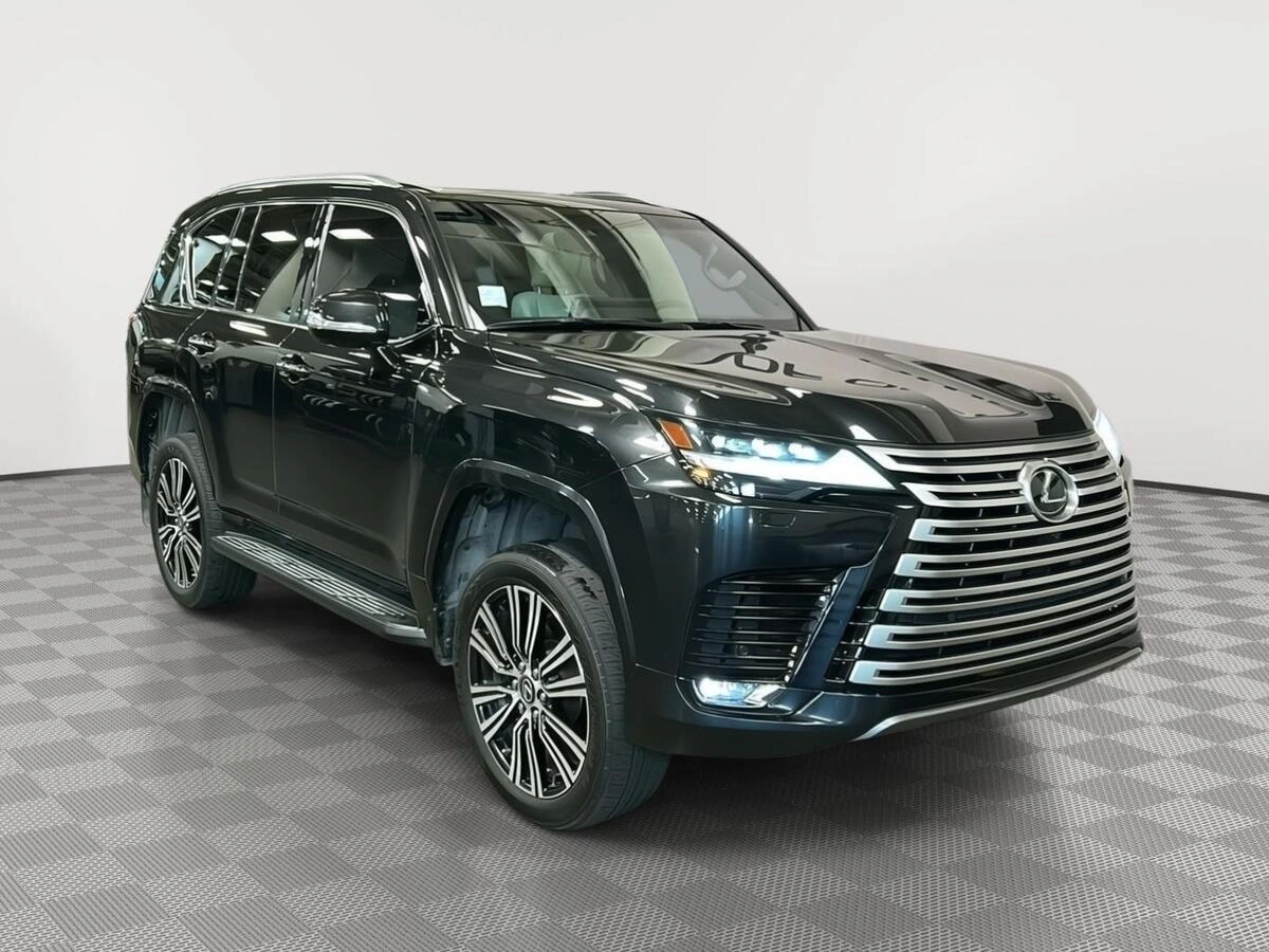 2022 Lexus LX 600 600 Luxury's photo