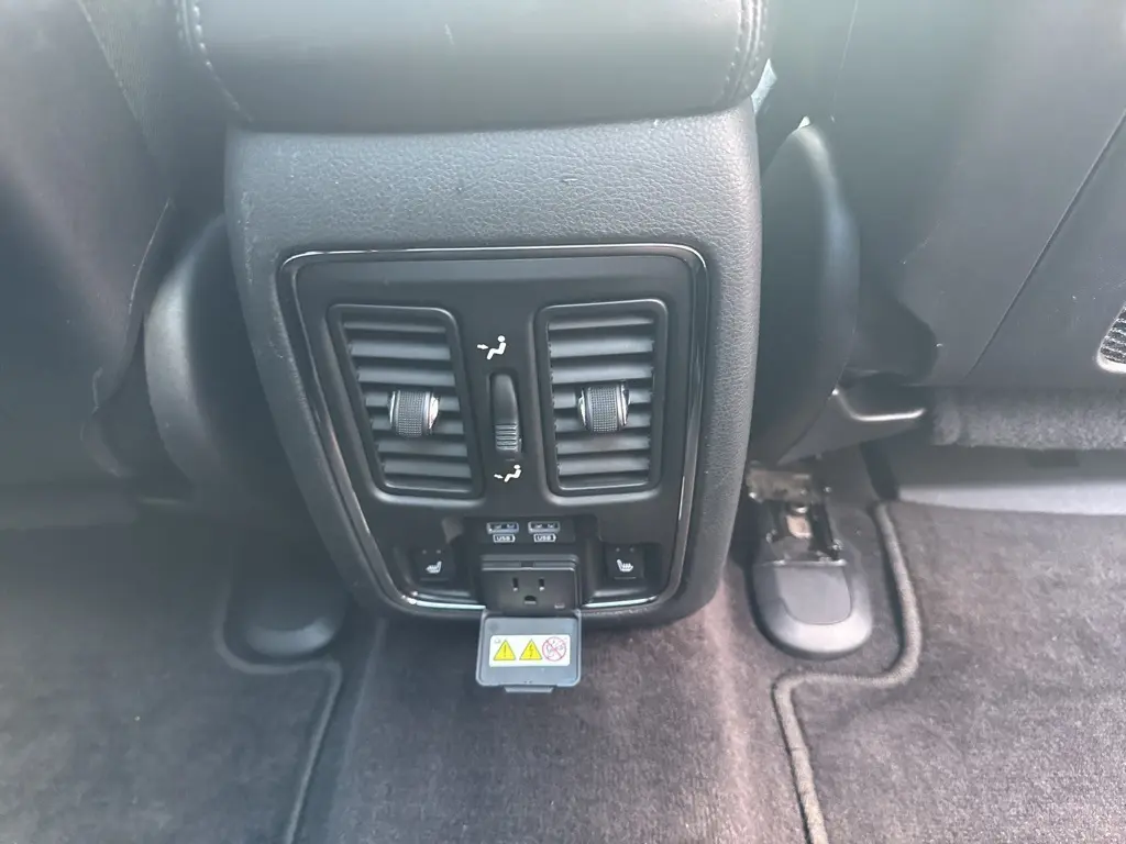 2018 Jeep Grand Cherokee Limited photo 26