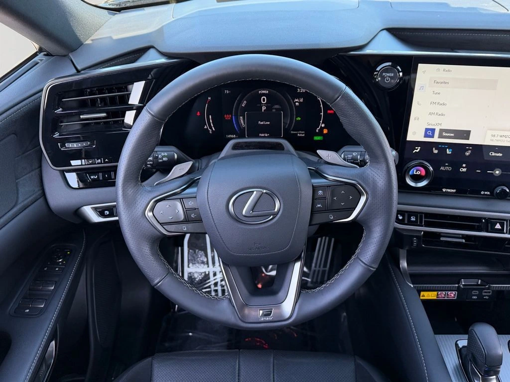 2024 Lexus RX Hybrid 500h - Photo 18