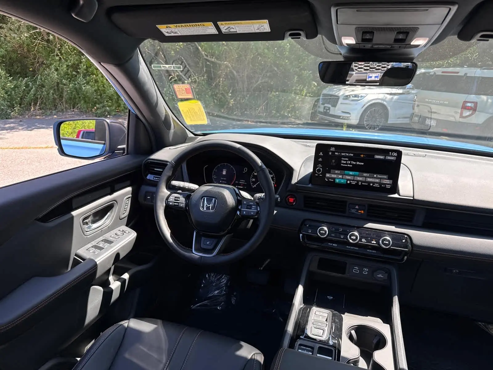 2025 Honda Pilot TrailSport photo 33