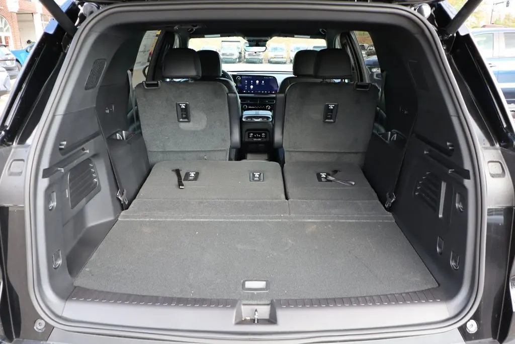2026 Chevrolet Traverse Z71 photo 36