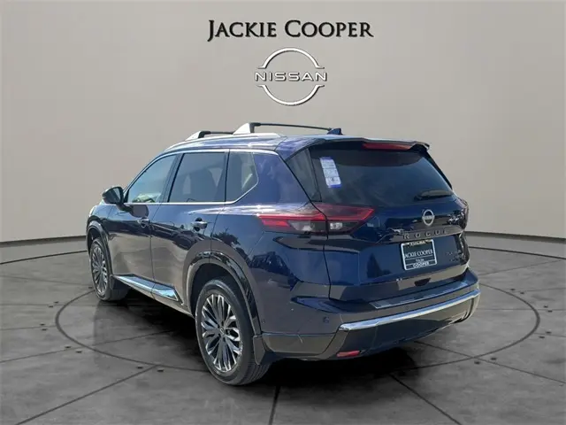 2026 Nissan Rogue Platinum photo 3