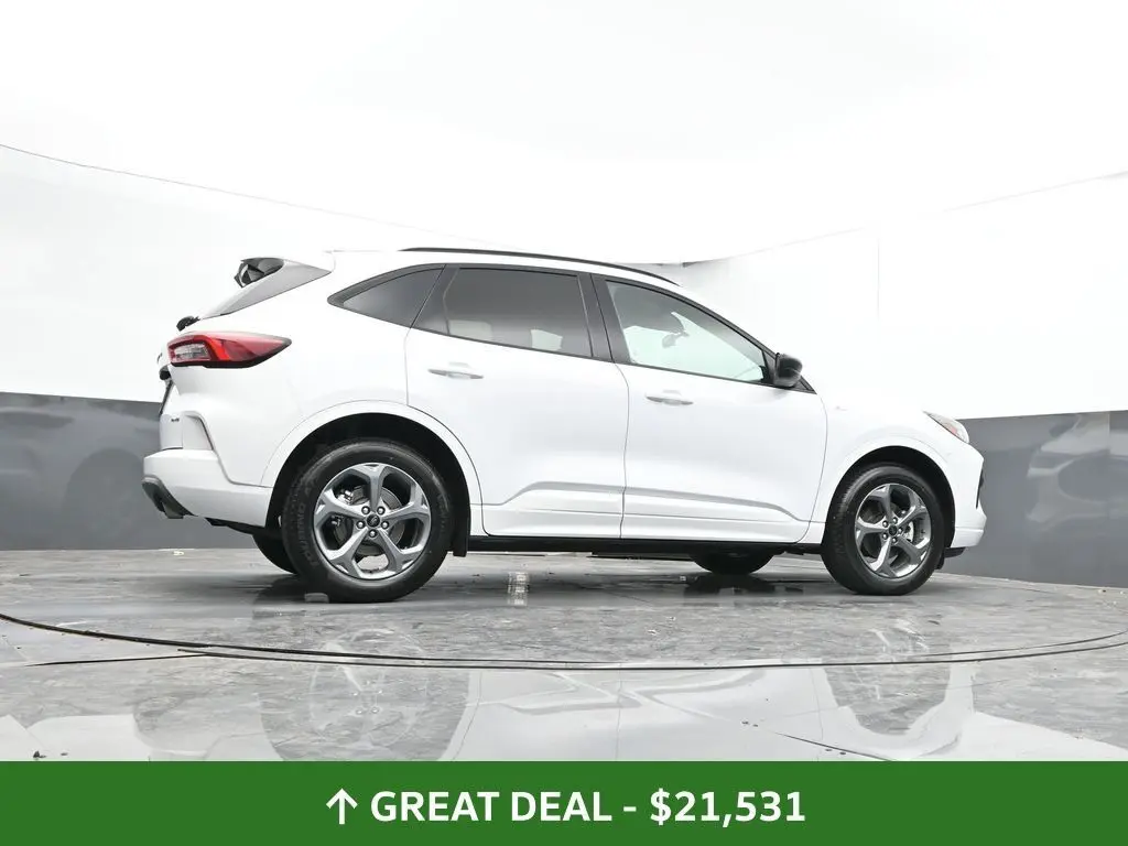 2023 Ford Escape ST-Line photo 42