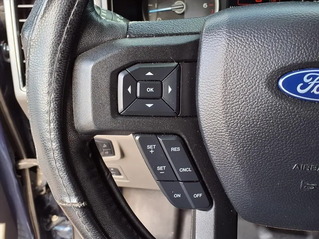 2019 Ford F-150 XLT photo 30