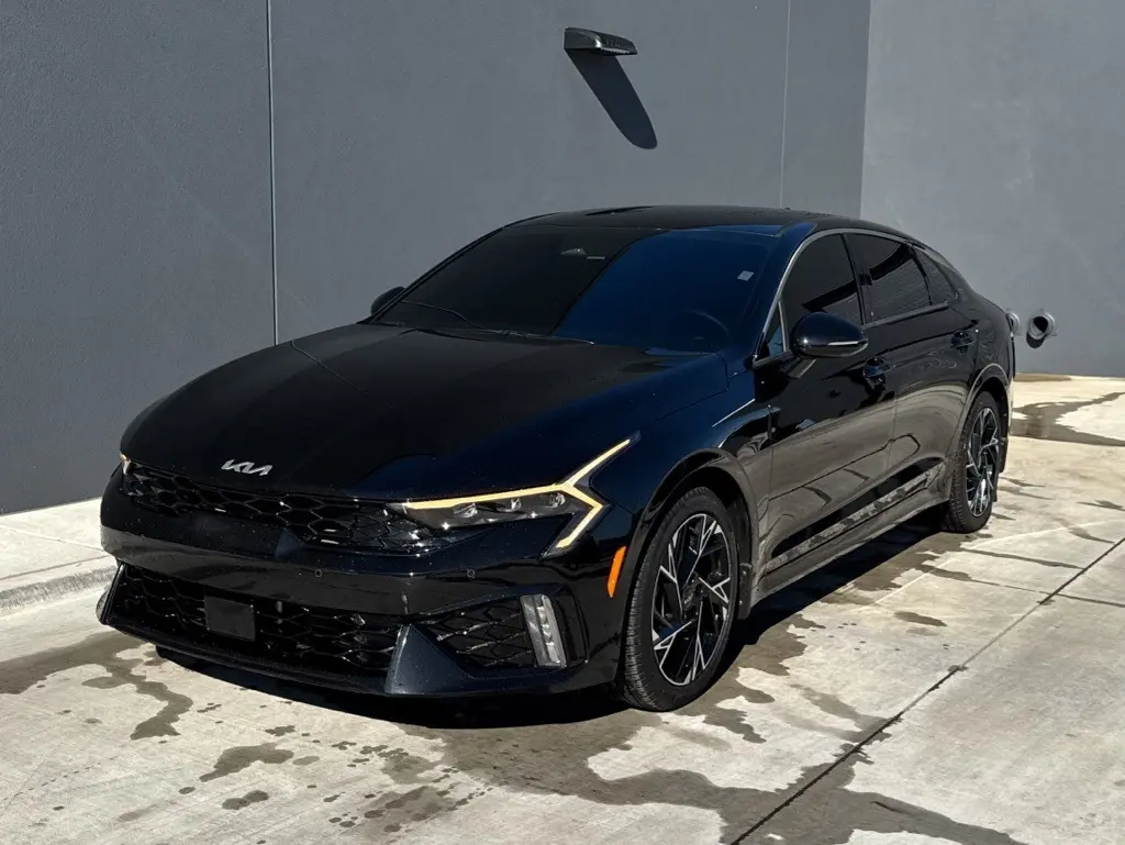 2025 Kia K5 GT-Line's photo