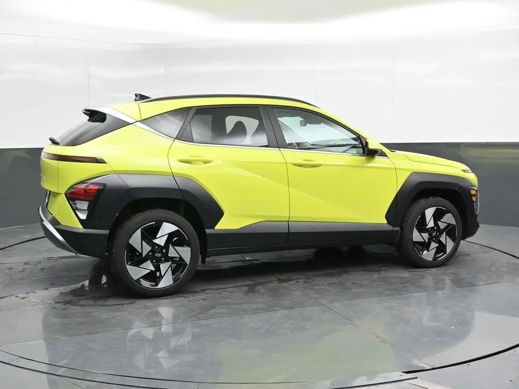 Used 2024 Hyundai Kona Limited with VIN KM8HECA39RU156442 for sale in Sycamore, IL