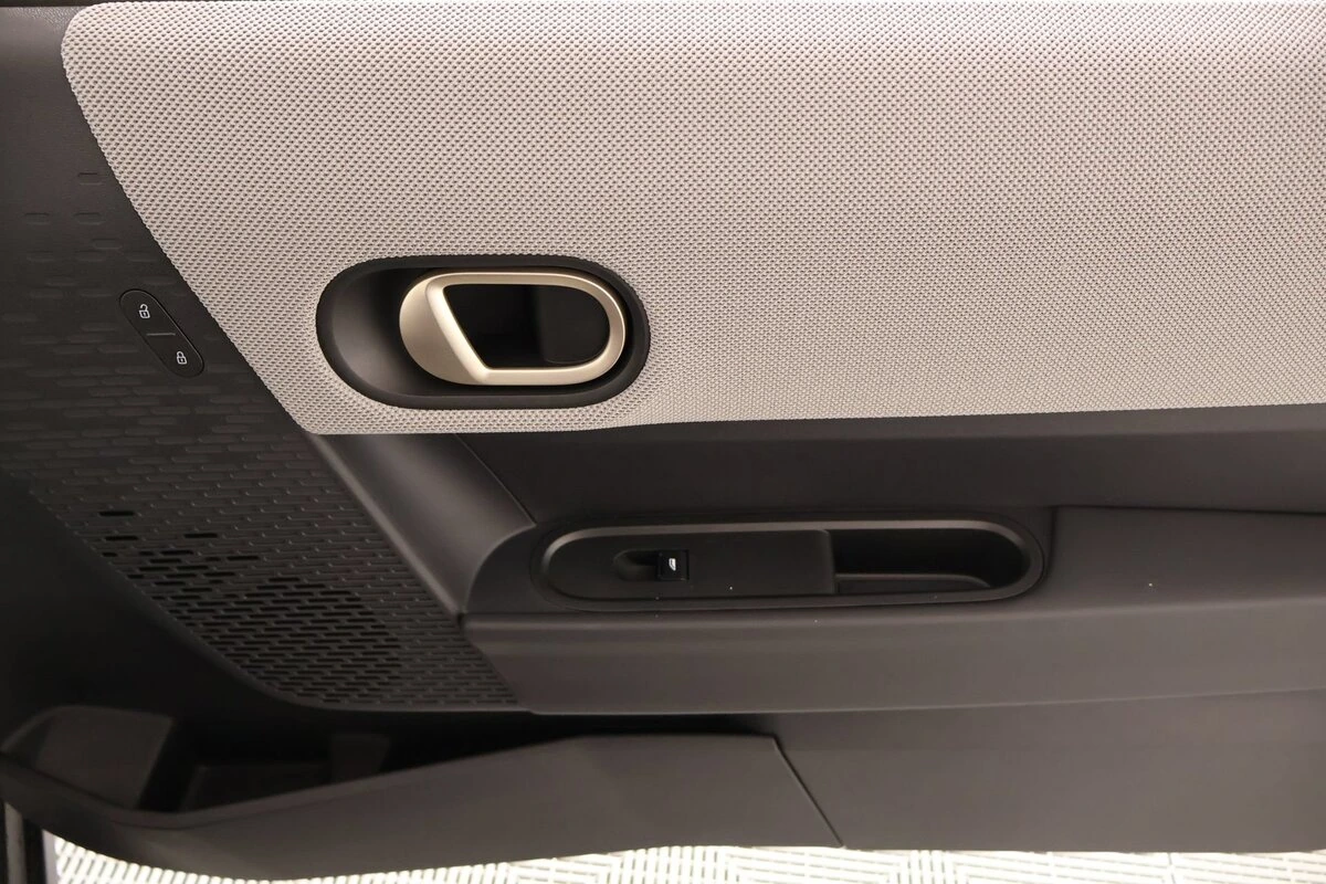 2026 MINI Hardtop 2 Door - Photo 12