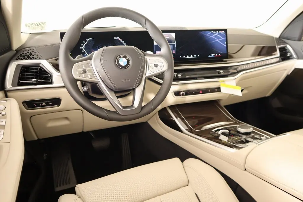 2026 Bmw X7 xDrive40i photo 2