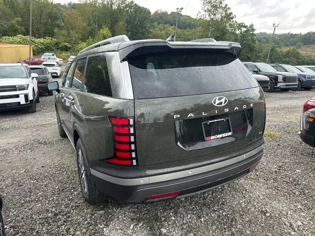 2026 Hyundai Palisade SEL photo 2