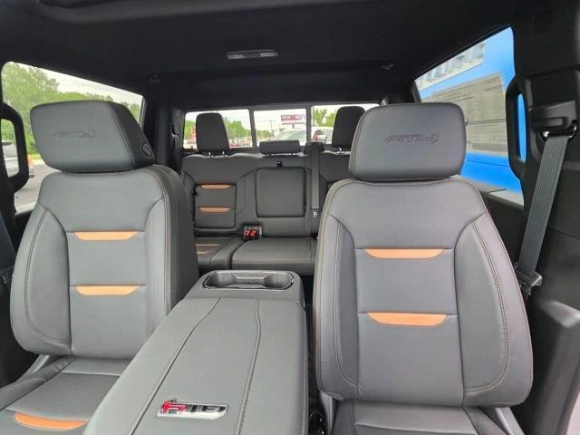2026 GMC Sierra 2500HD AT4 - Photo 13