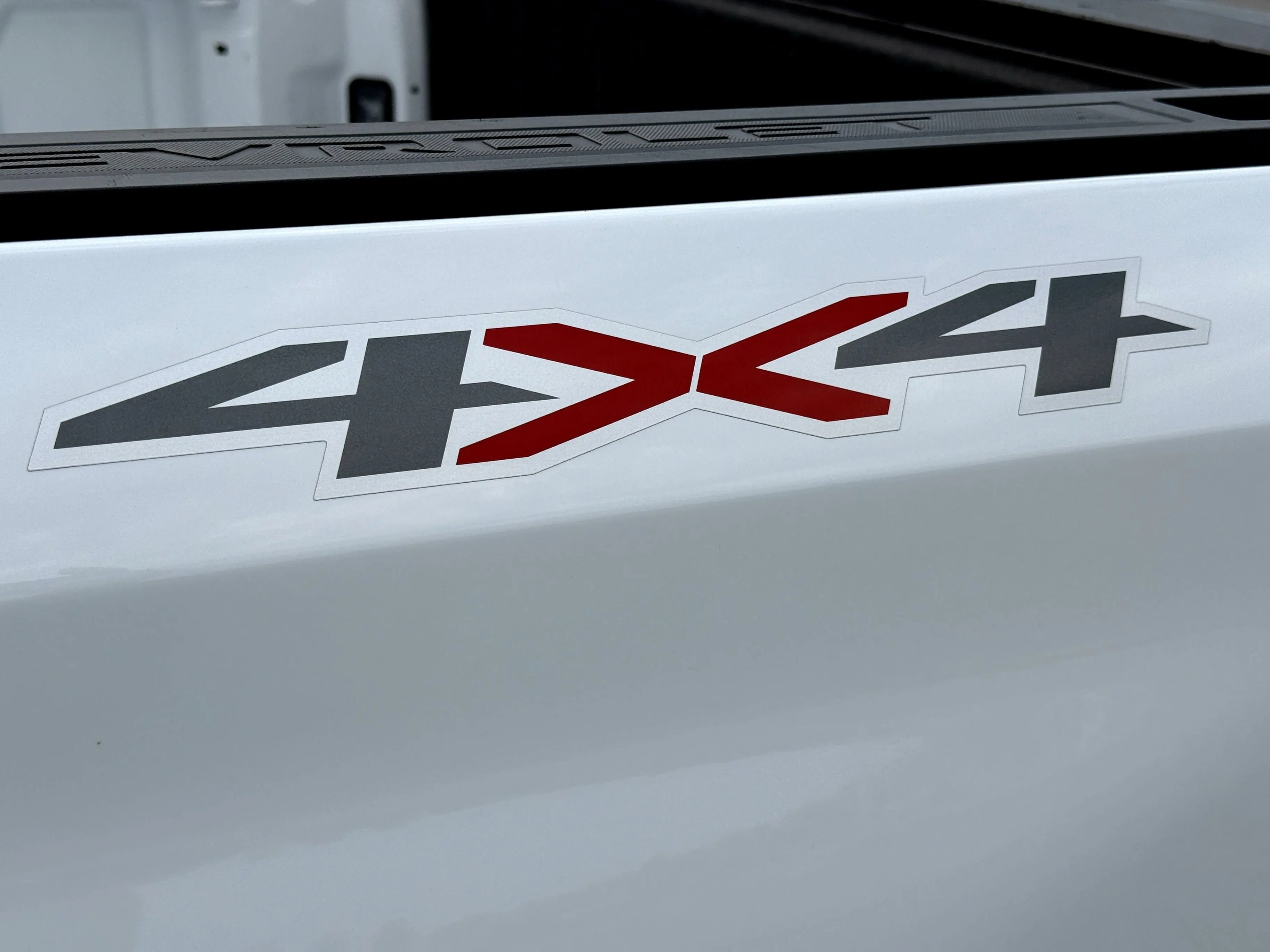 2023 Chevrolet Silverado 1500 LT photo 9