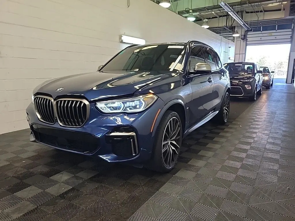 2023 Bmw X5 M50i photo 3