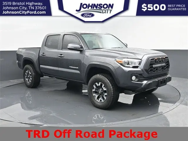 2022 Toyota Tacoma TRD Sport Double Cab V6 photo 3