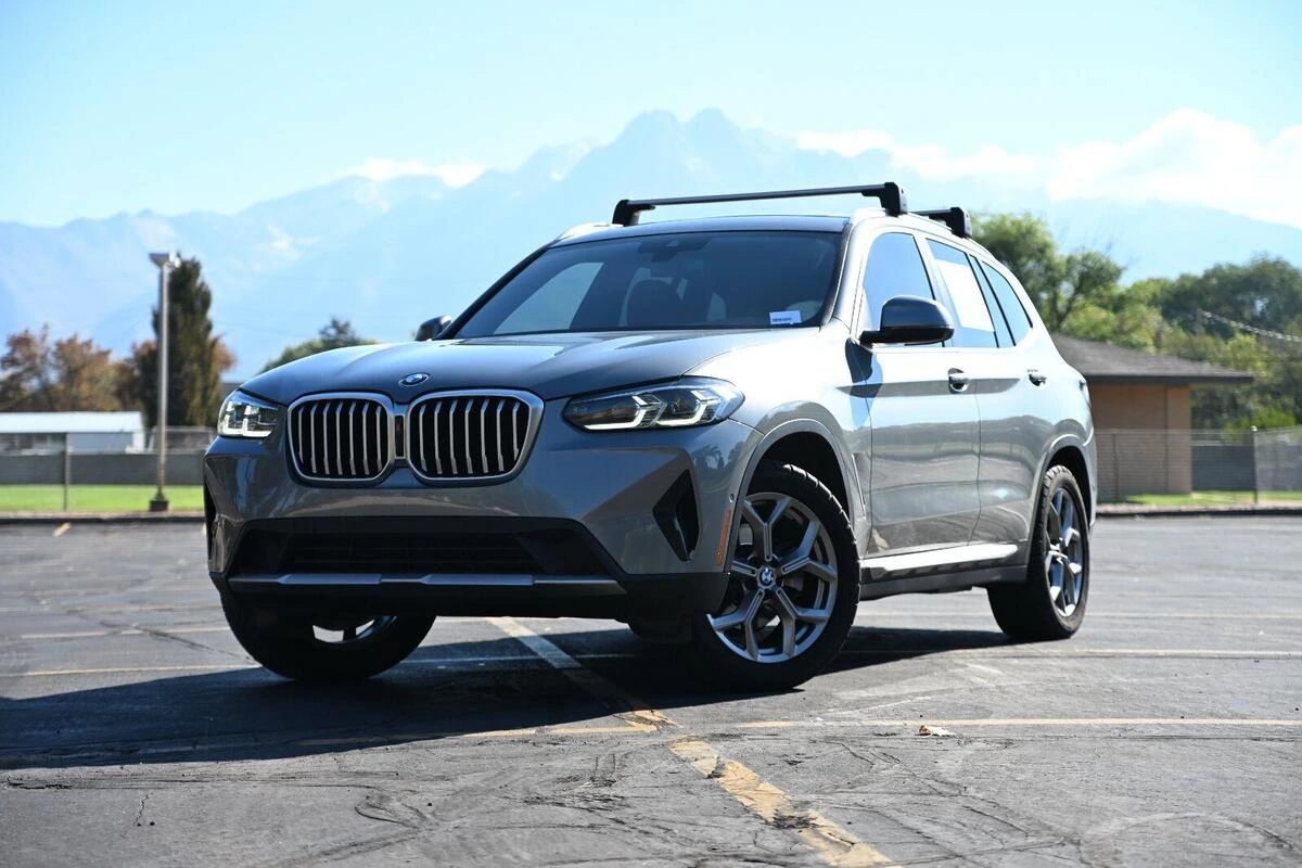 2023 BMW X3 30i