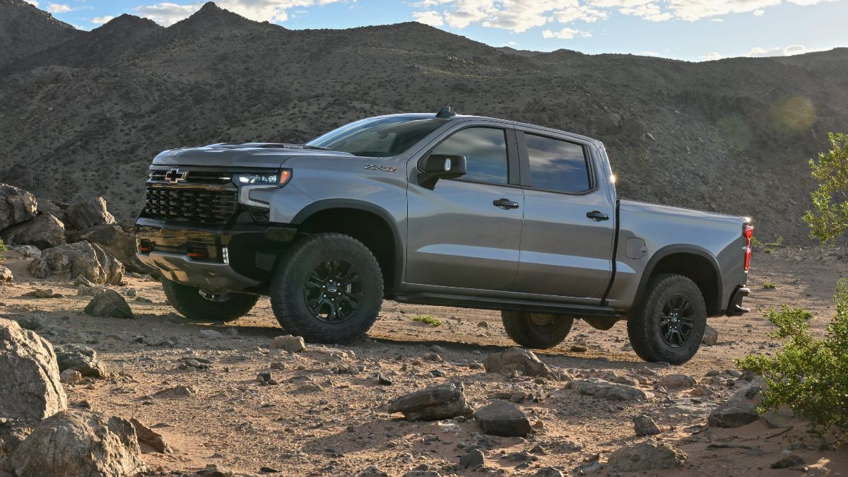 2024 Chevrolet Silverado ZR2 Exterior Driver Side Front Profile Off-Road
