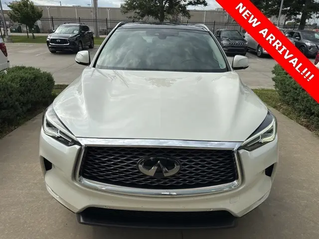 2019 Infiniti QX50 Essential photo 2