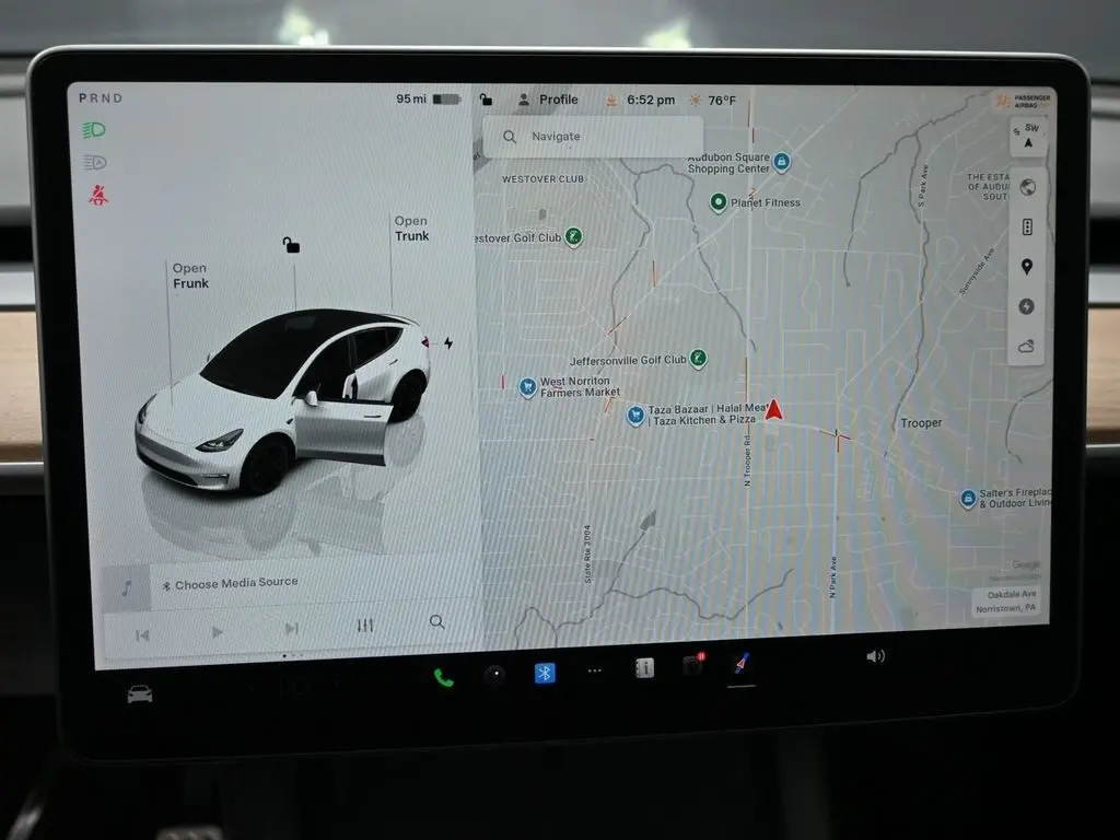 2022 Tesla Model Y Performance photo 18