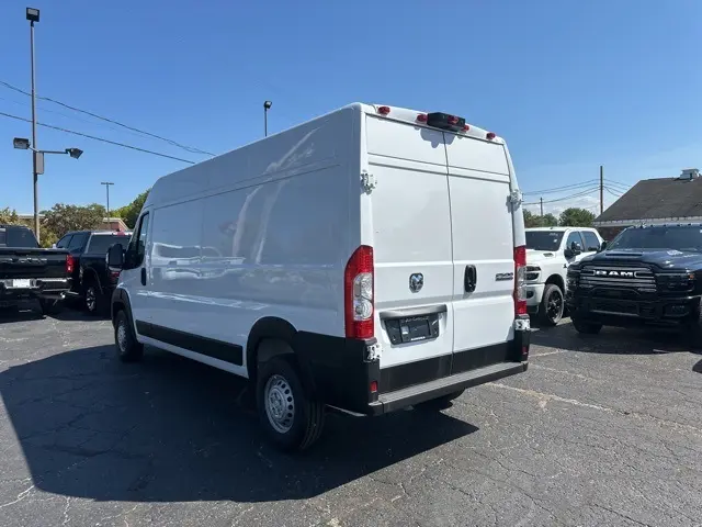 2025 Ram ProMaster 2500 photo 3