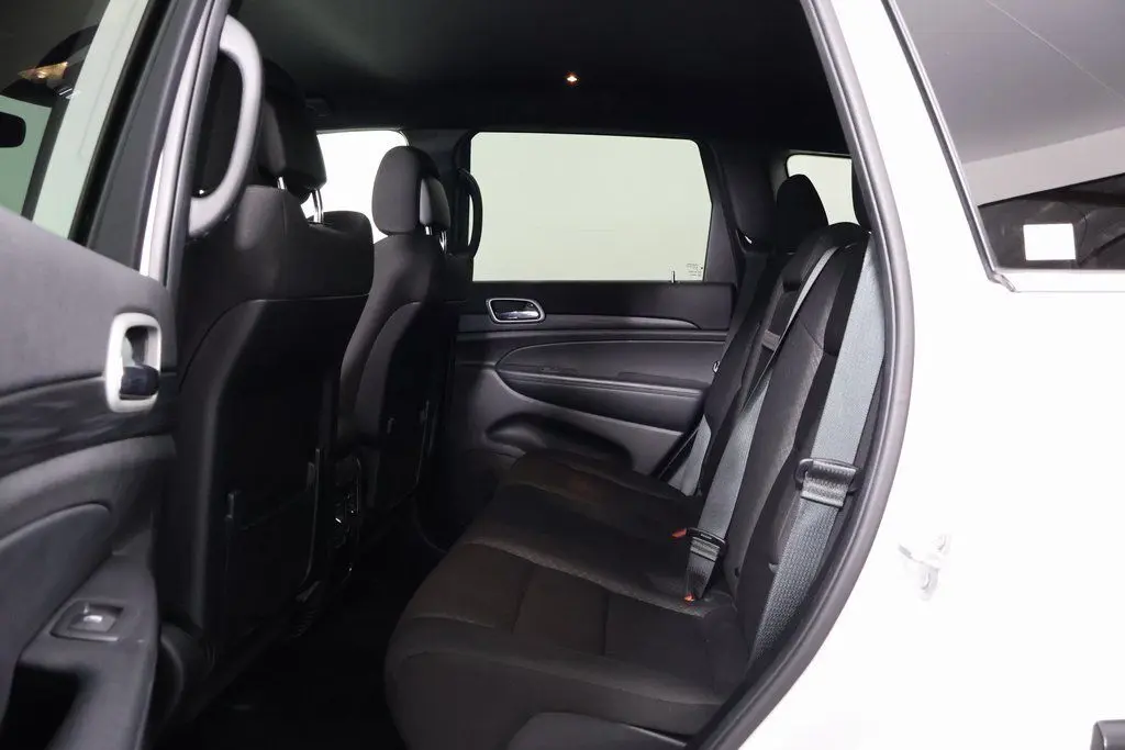 2020 Jeep Grand Cherokee Laredo E photo 11
