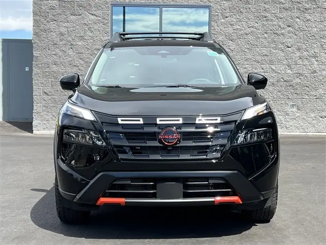 2026 Nissan Rogue SV photo 8