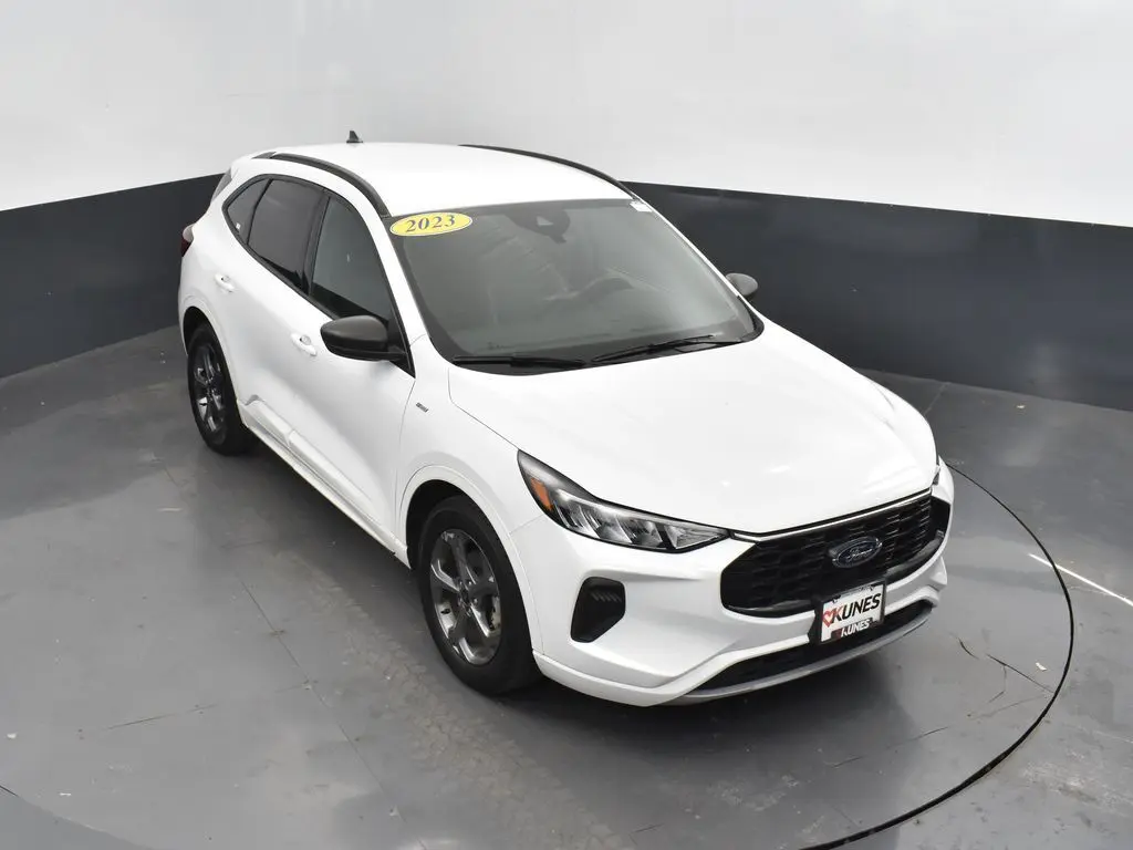 2023 Ford Escape ST-Line photo 34