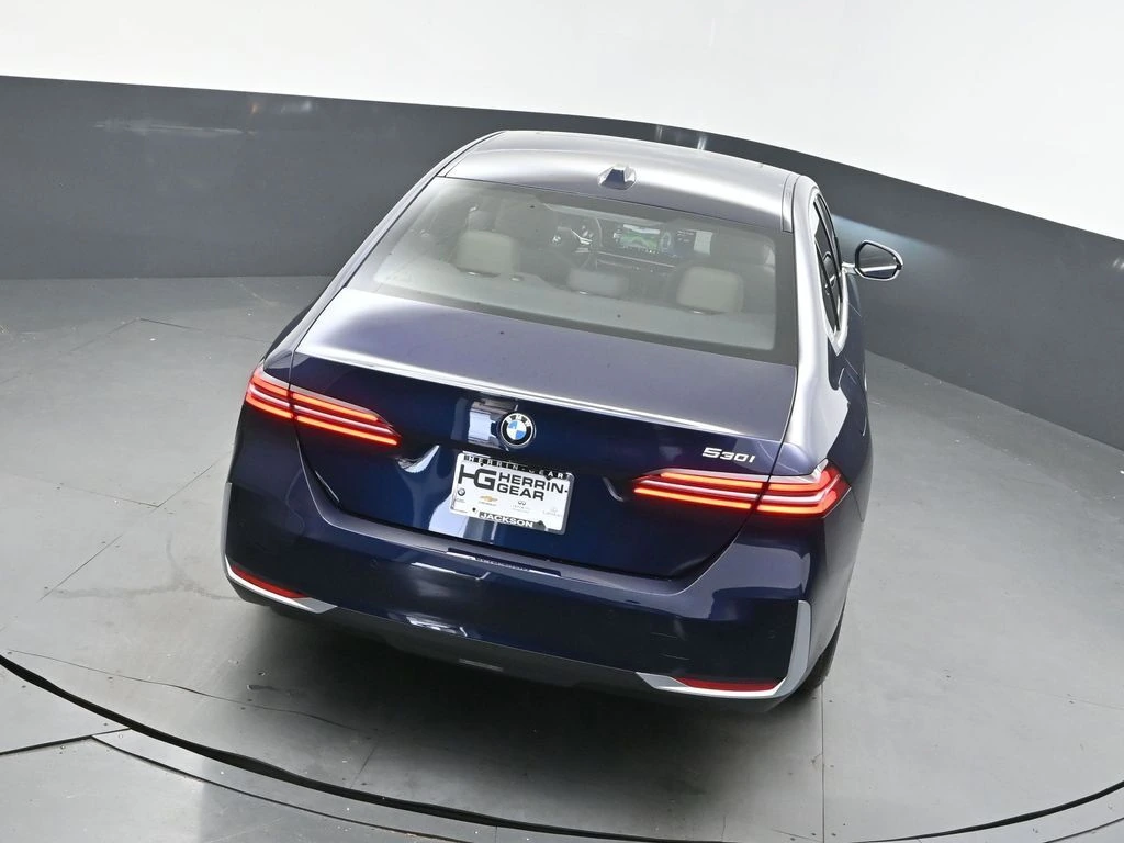 2026 BMW 5 Series 530i - Photo 34