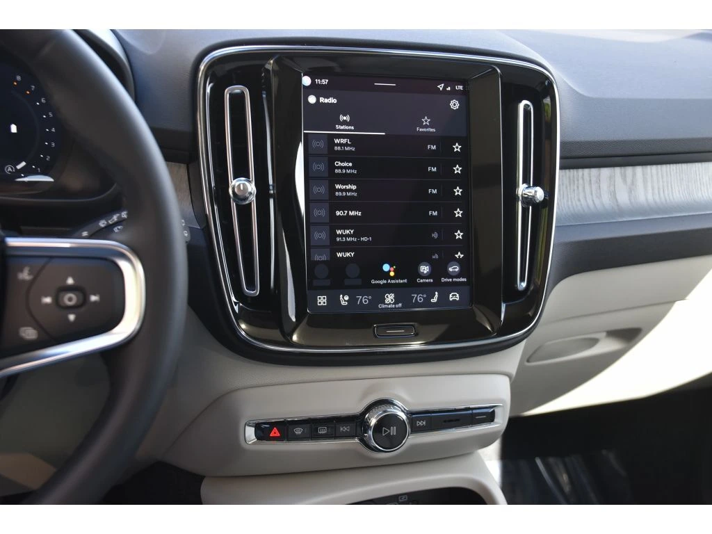 2026 Volvo - image 17