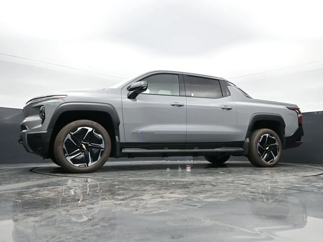2026 Chevrolet Silverado EV LT - Photo 38