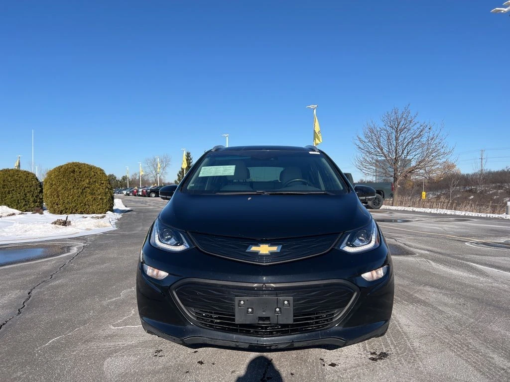 Used 2020 Chevrolet Bolt EV Premier with VIN 1G1FZ6S08L4117959 for sale in Milwaukee, WI