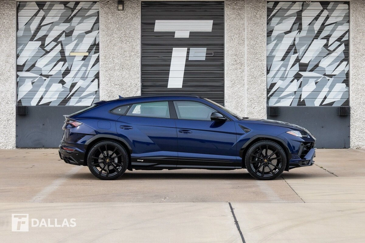 2024 Lamborghini Urus S - Photo 17