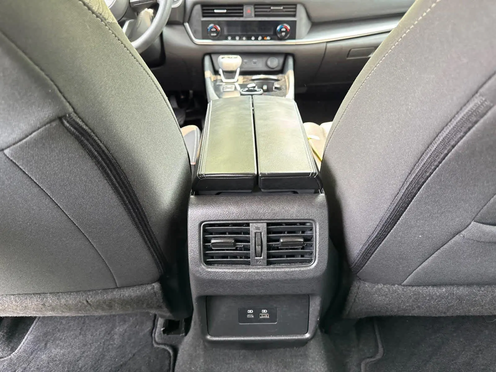 2023 Nissan Rogue SV photo 32