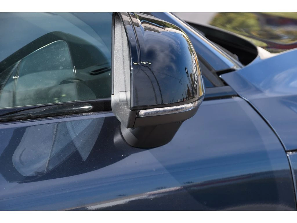 2026 Volvo - image 29