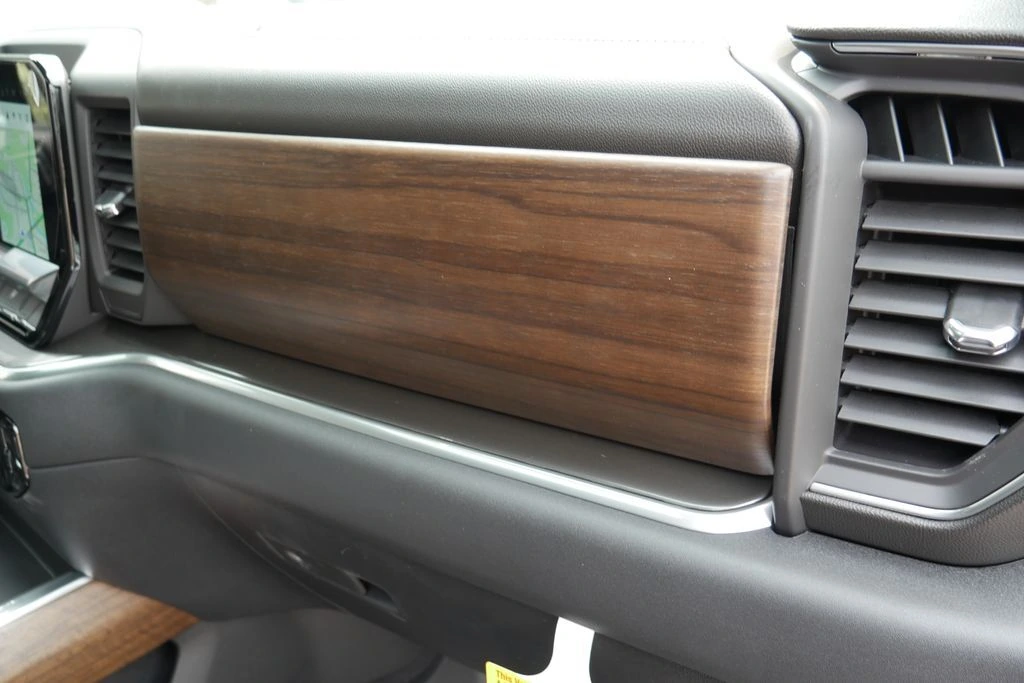 2026 Chevrolet Silverado 1500 High Country - Photo 12