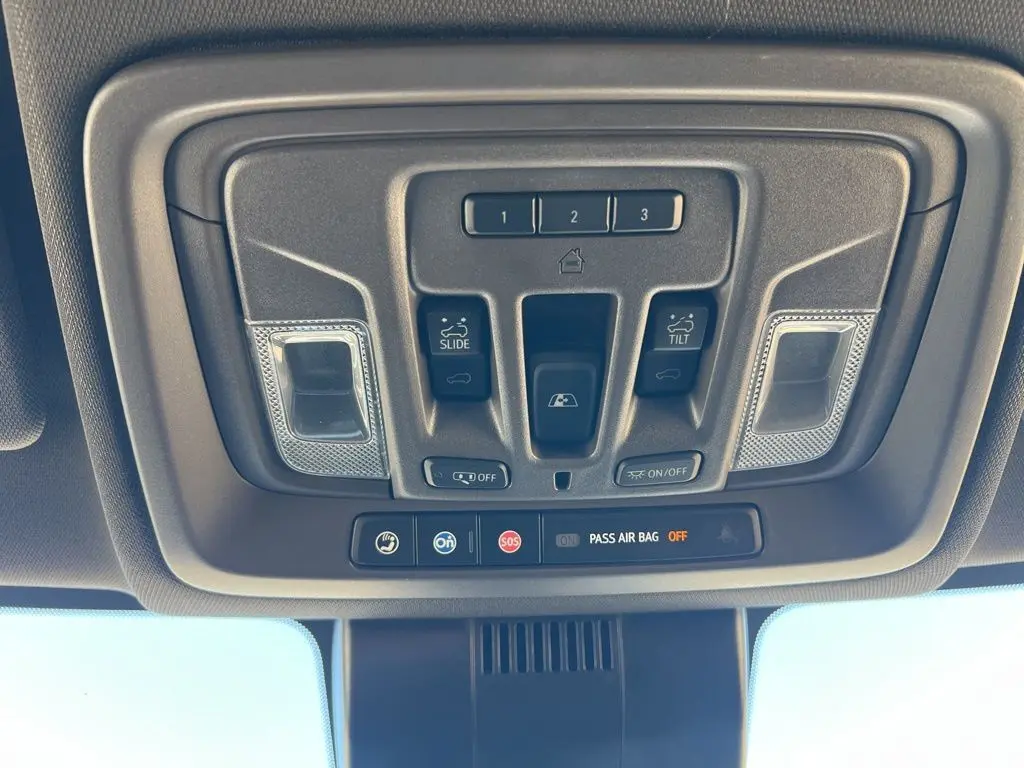 2025 Gmc Sierra HD Denali photo 25